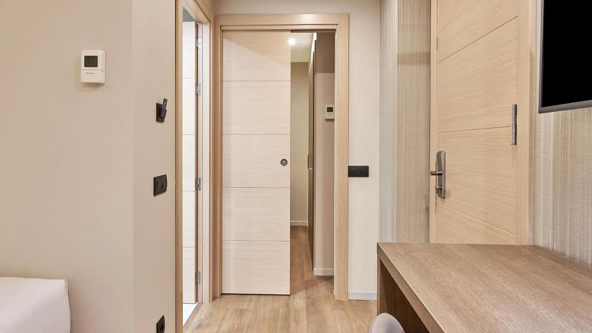 Nh Andorra La Vella Hotel 4*,