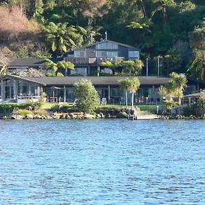 Koura 4*, Rotorua Neuseeland
