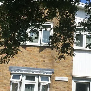 Simply , Londra Regno Unito